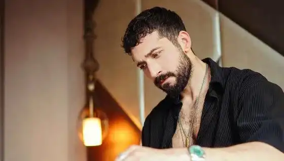 Oyuncu Emre Bulut'a Sahte Komiser Suçlaması: Araç Kaçırma Olayı Nedir?