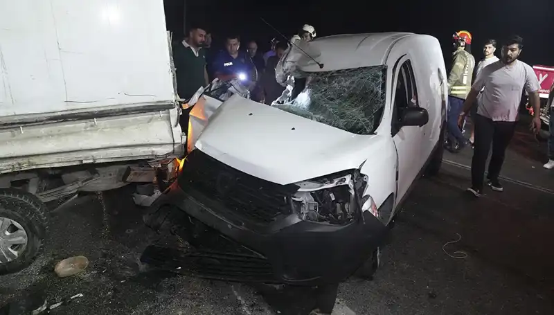İstanbul'da Feci Kaza: 3 Yaralı, Detaylar Ortaya Çıktı
