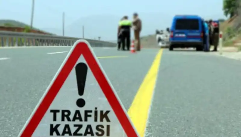 Bitlis’te Yaşanan İki Ayrı Kazada 19 Kişi Yaralandı
