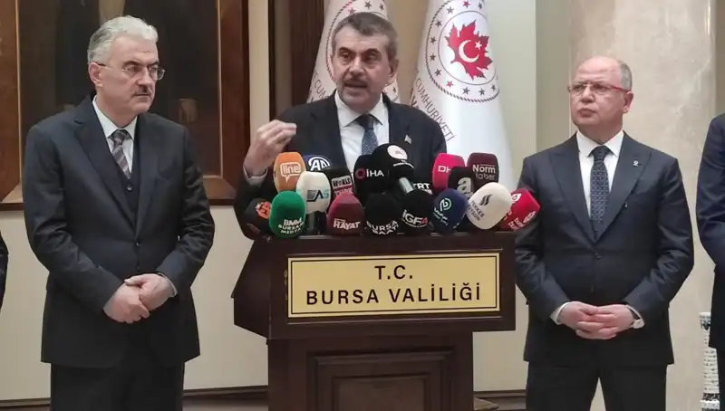 Protestolara Katılan Çalışanlara Bakan Tekin'den Sert Uyarı Geldi!