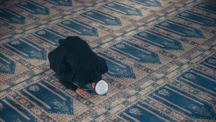 Cuma Namazı Saati ve Kılınışı Hakkında Bilmeniz Gerekenler