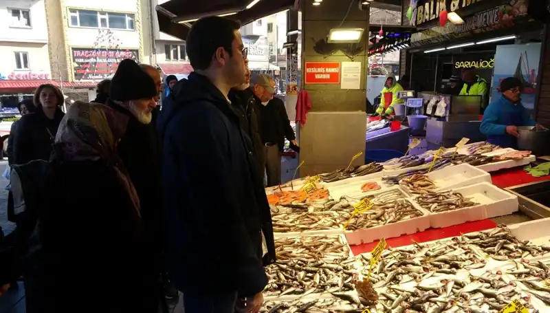 Tezgahlarda Hamsi Krizi: Fiyatlar Yükseliyor, Talepler Artıyor!