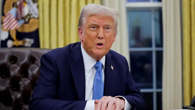 Trump, İran'dan Petrol Alan Ülkelere Yaptırım Uygulanacağını Duyurdu