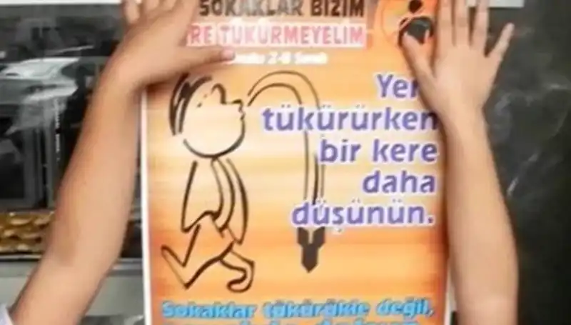 Yere Tükürdüğü için Ceza Alan Genç: Toplumda Tartışmalar Başladı