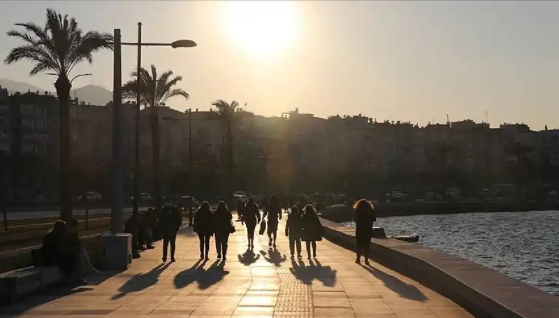 Bu Hafta Sonu Hava Durumu: Sıcaklarda Düşüş Bekleniyor!