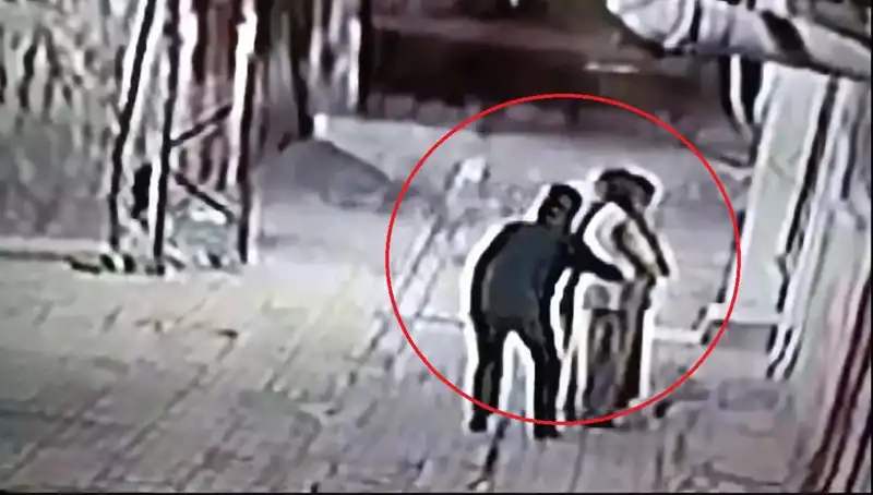 Kapkaççılara Nefes Kesen Operasyon: Polisler Pazarcı ve Simitçi Kılığına Girdi