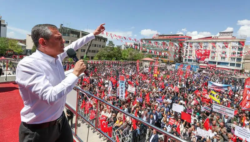 Özgür Özel: "Örgütün Silah Bırakmasını Sonuna Kadar Destekliyoruz!"