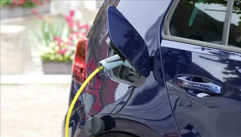 1500 Kilometre Menzil ile Tesla'nın Rekorunu Kıran Yeni Elektrikli Araç