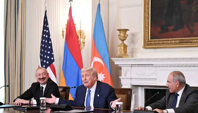 Aliyev'den Ermenistan'a Anayasa Değişikliği Çağrısı: Kayıpları Önlemek İçin Harekete Geçin