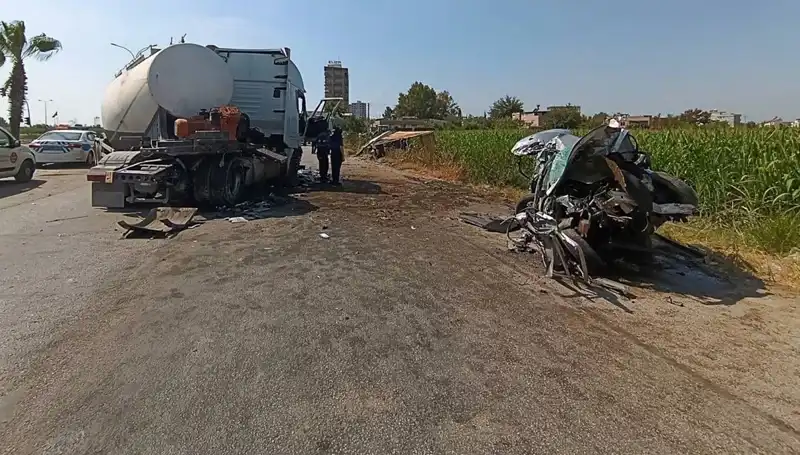 Adana'da Otomobil ve Kamyona Tanker Çarpması: Feci Kaza Detayları