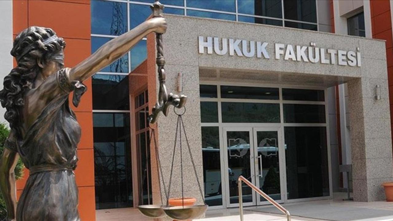 Hukuk Fakültelerinde Değişiklik Yapıldı