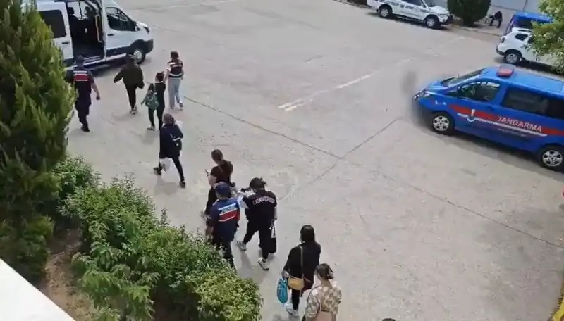 Taylandlı Kadınlara Fuhuş Vaadiyle Çalışma ve Oturma İzni Veriliyor Mu?