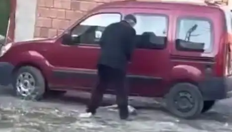 Sokak Ortasında Köpeğe Yapılan Şiddet Olayı Tüm Türkiye'yi Şaşırttı