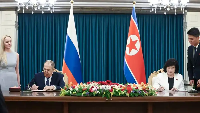 Rusya ve Kuzey Kore: Lavrov'un Tarihi Görüşmesiyle Yeni İlişkiler Kapıda
