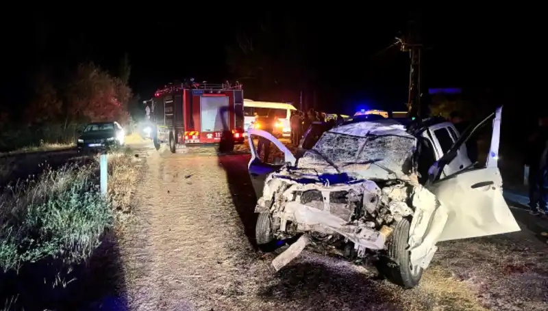 Ciple Traktör Çarpıştı: 5 Kişi Yaralandı, Olayın Detayları Şok Etti!