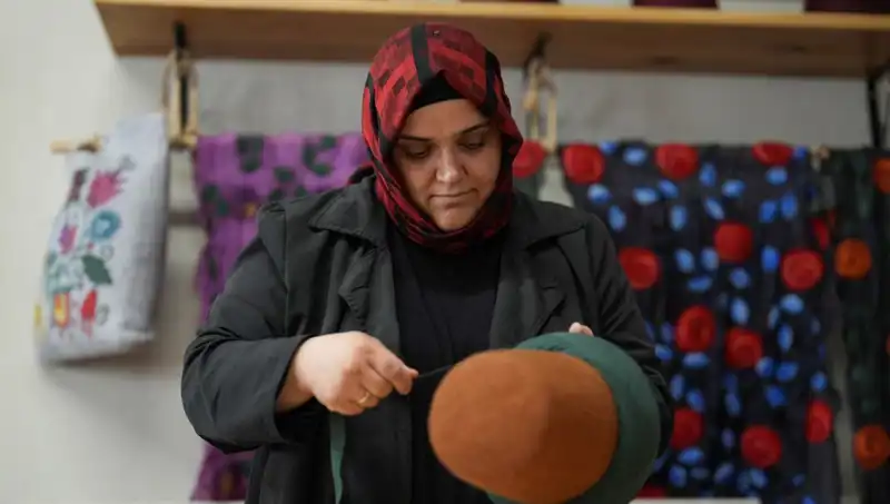 El Emeği Ürünleri ile Geleneksel Sanatı 45 Ülkeye Taşıyan Girişim